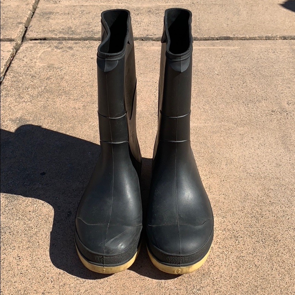 Kids Rain Boots!!
